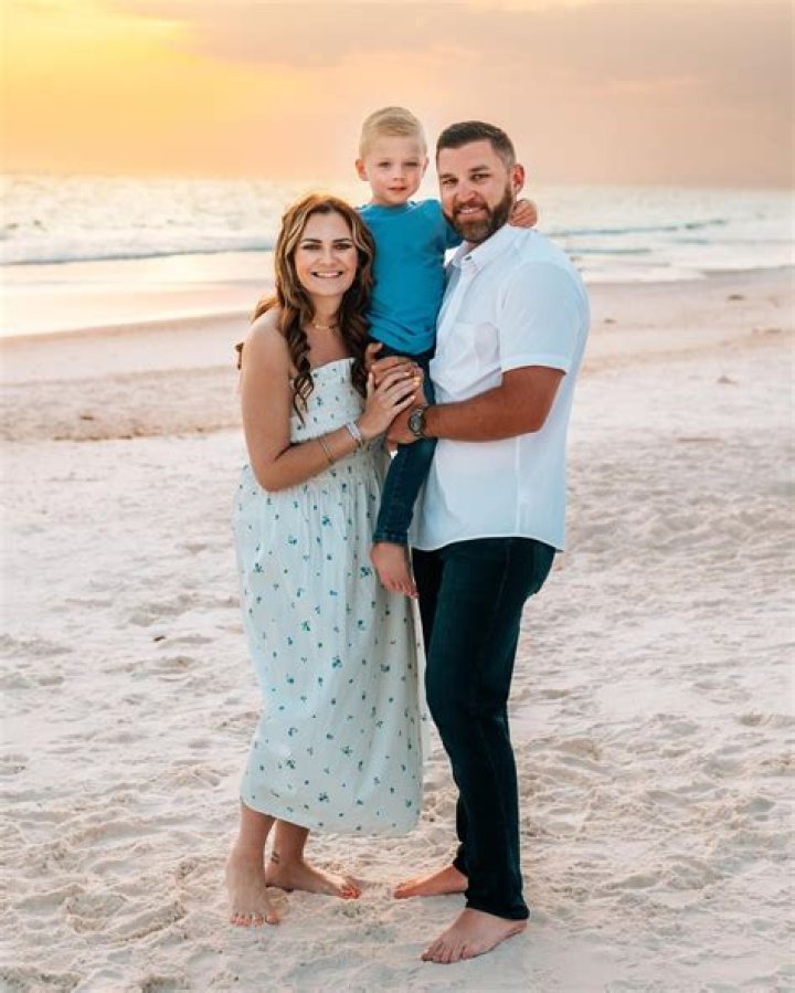 Taylor Odlozil | Is The Tiktoker Alive | Husband Haley Odlozil